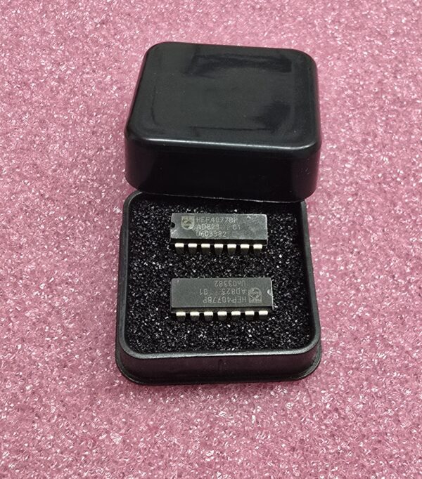 ECP 1001 38x38x12mm Conductive Box with Foam Pack of 10