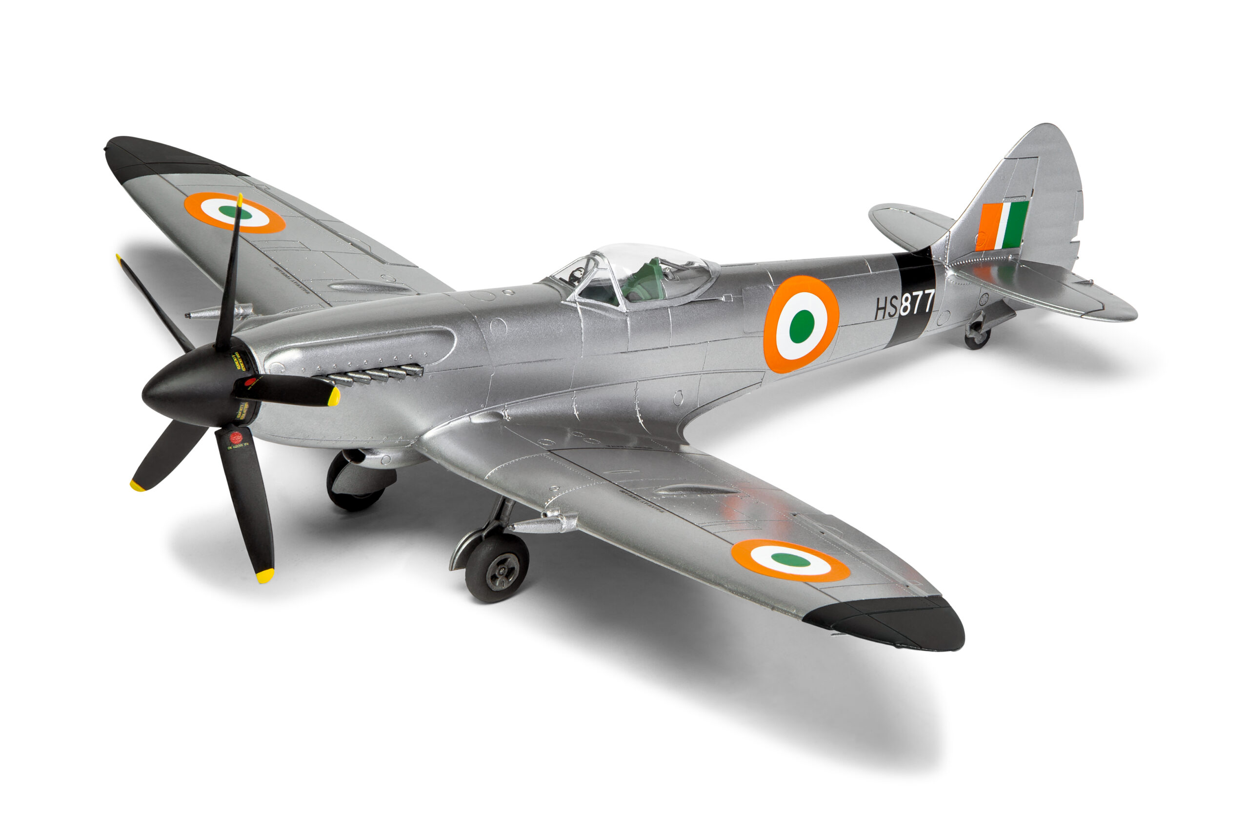 Airfix A05140 Supermarine Spitfire F Mk.XVIII - Image 8