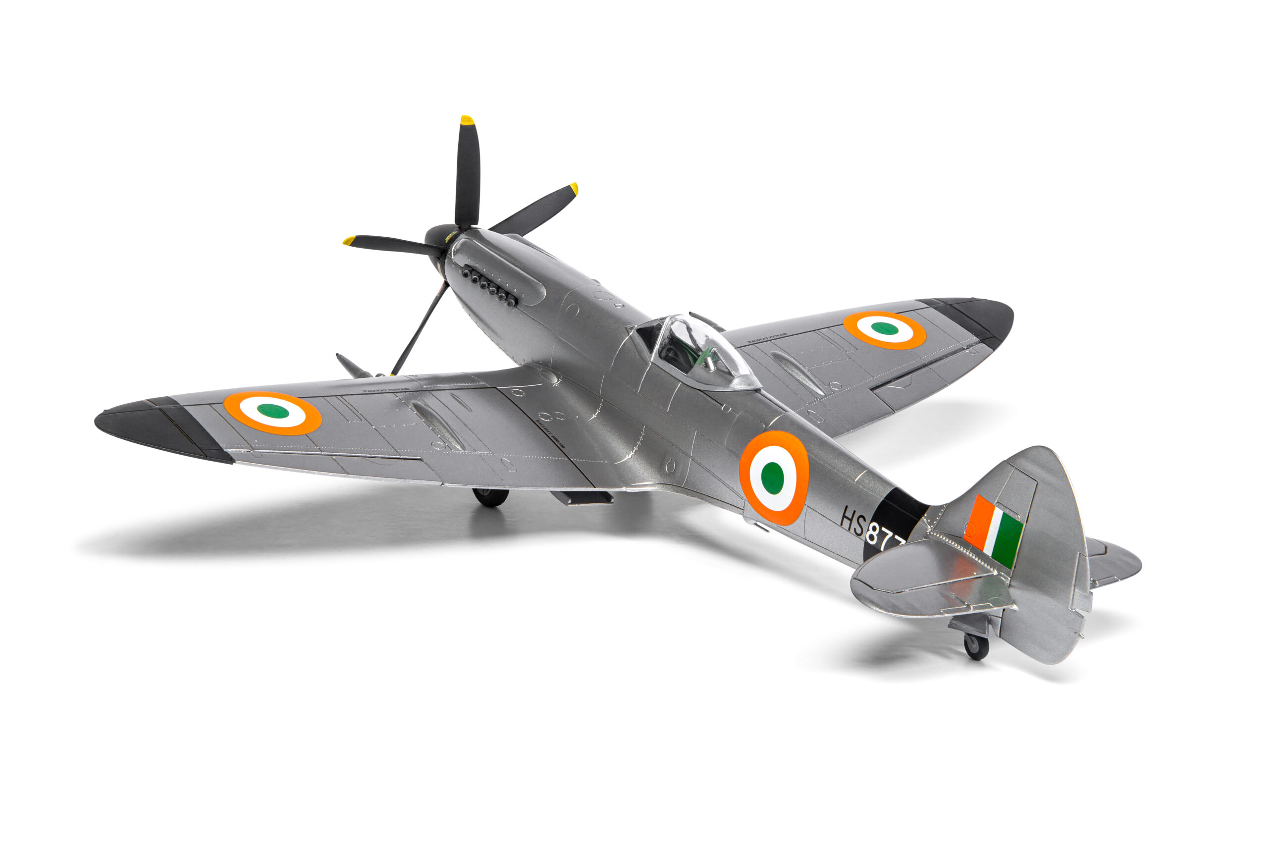 Airfix A05140 Supermarine Spitfire F Mk.XVIII - Image 5