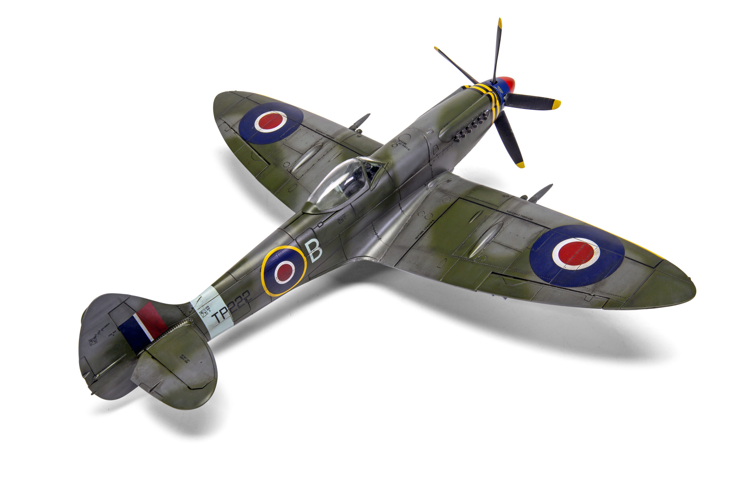 Airfix A05140 Supermarine Spitfire F Mk.XVIII - Image 6