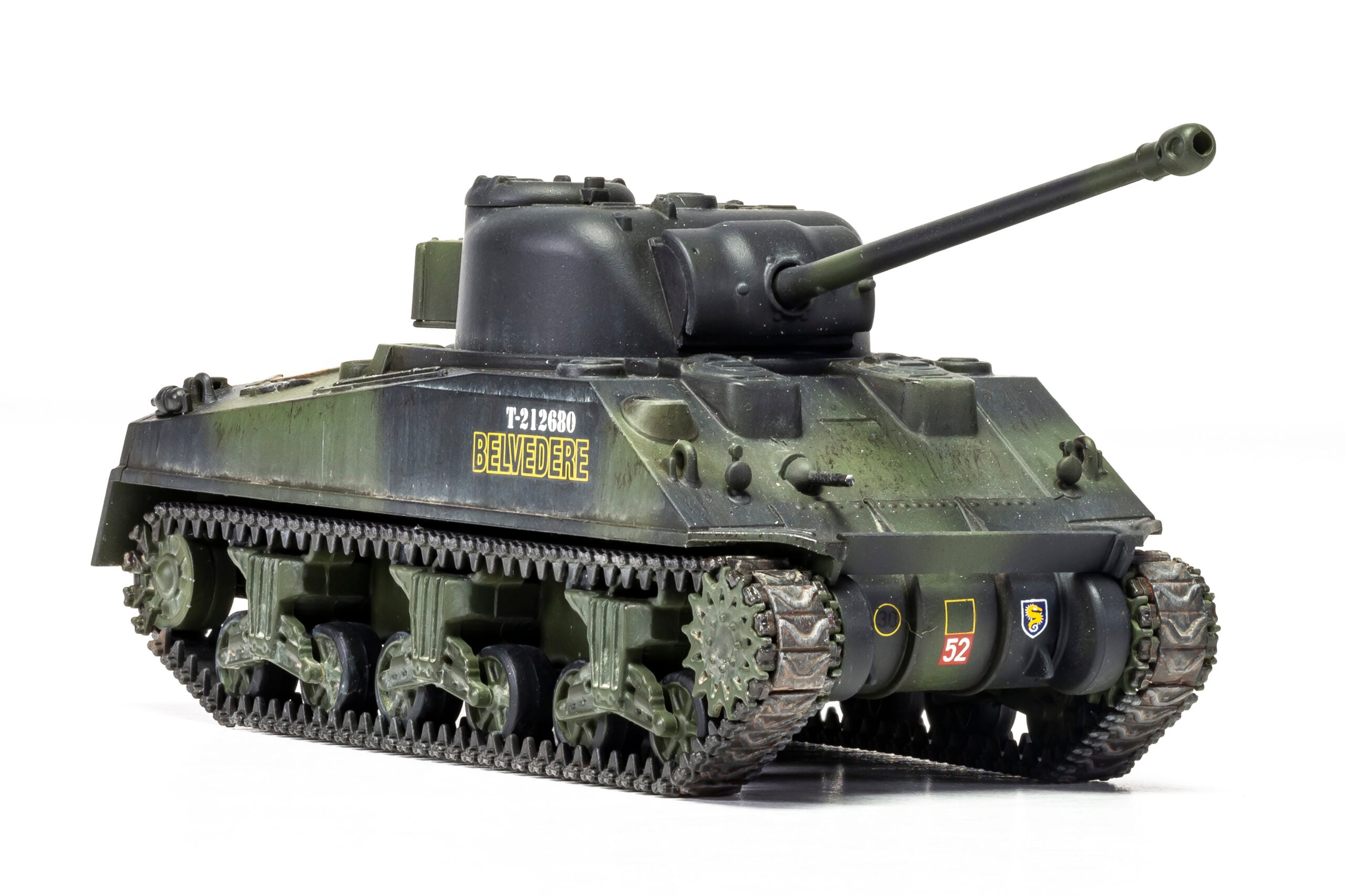 Airfix A02341 Sherman Firefly - Image 4