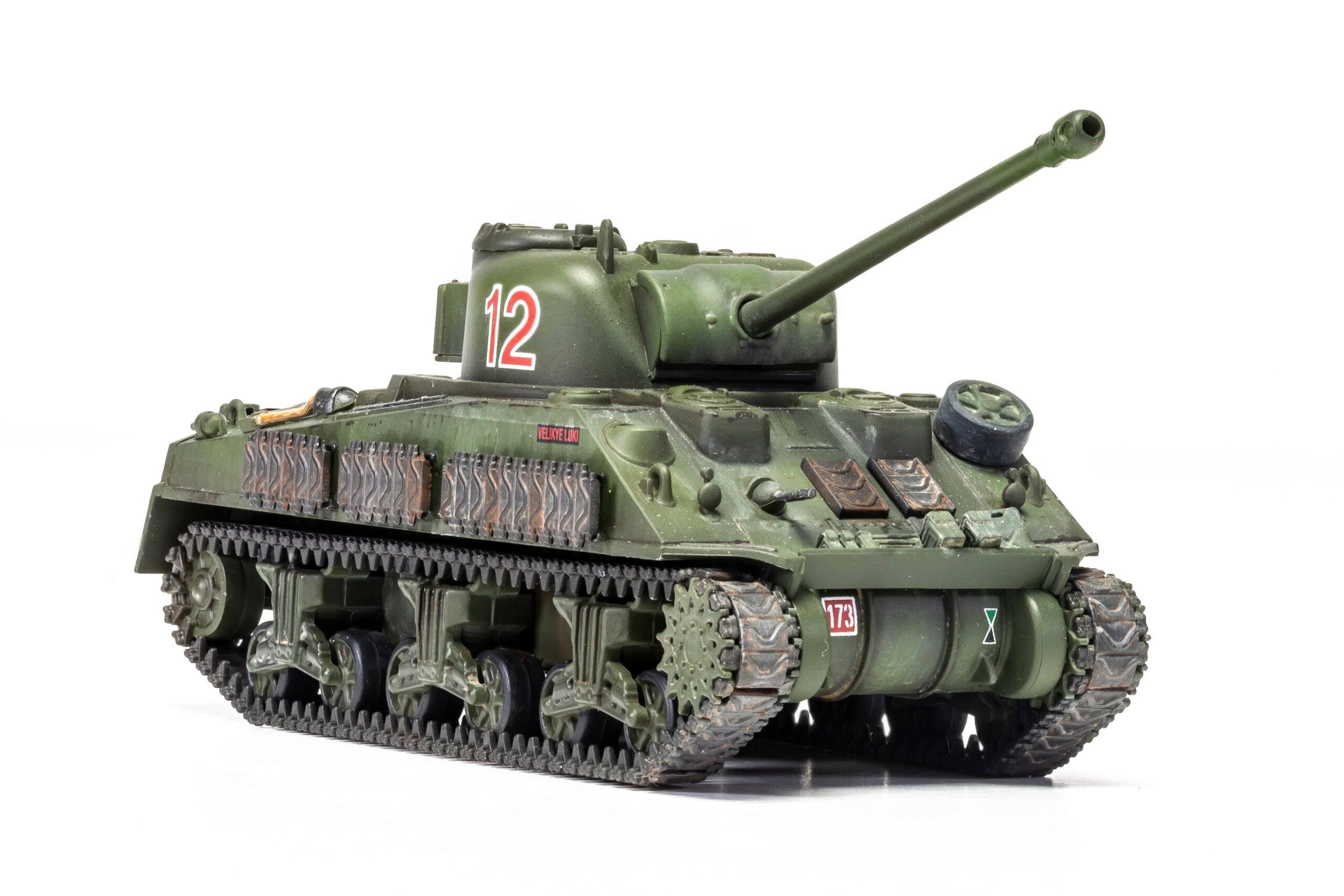 Airfix A02341 Sherman Firefly - Image 7
